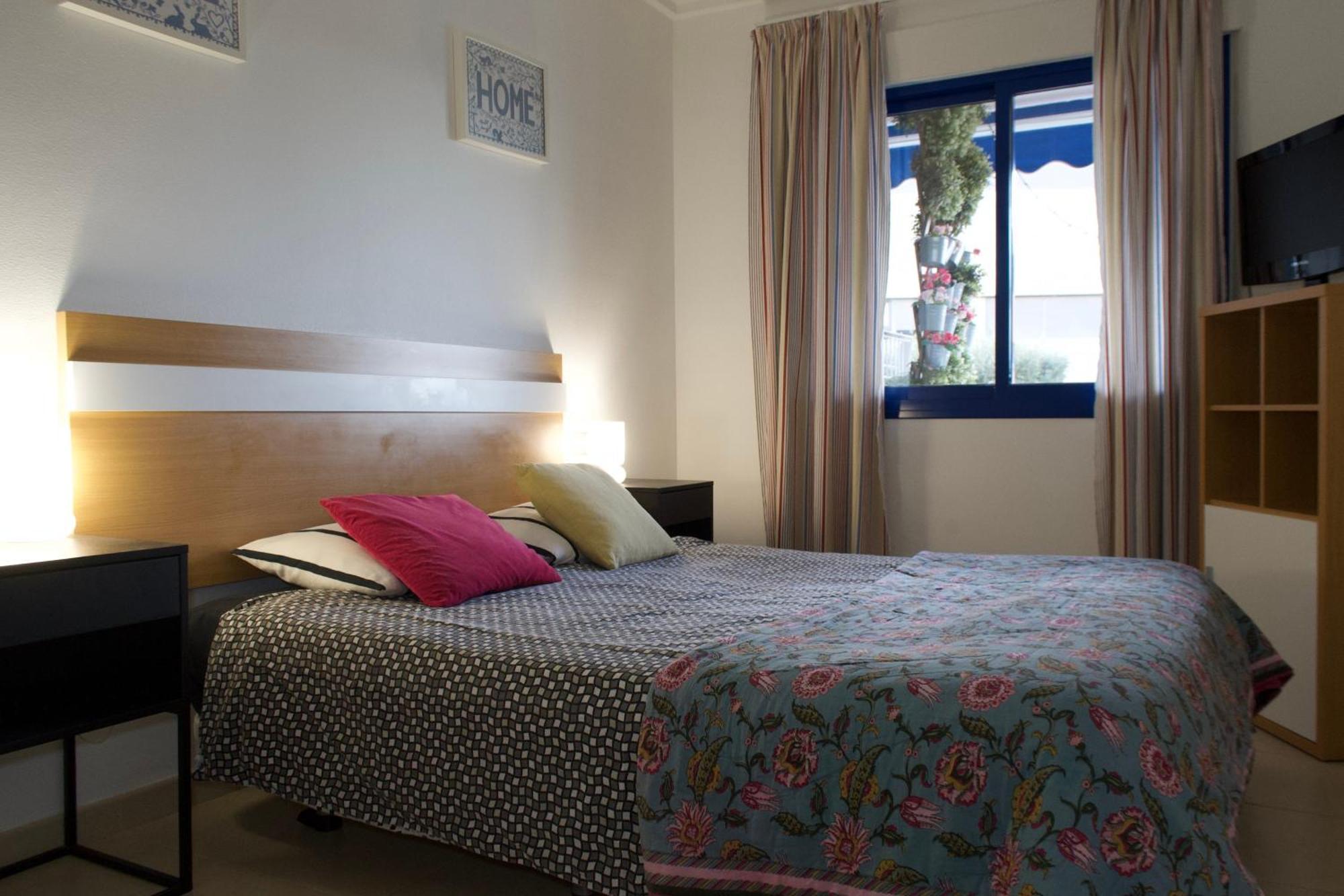 Alicante Apartments Eksteriør bilde