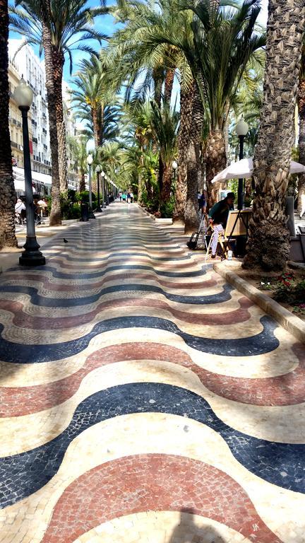 Alicante Apartments Eksteriør bilde